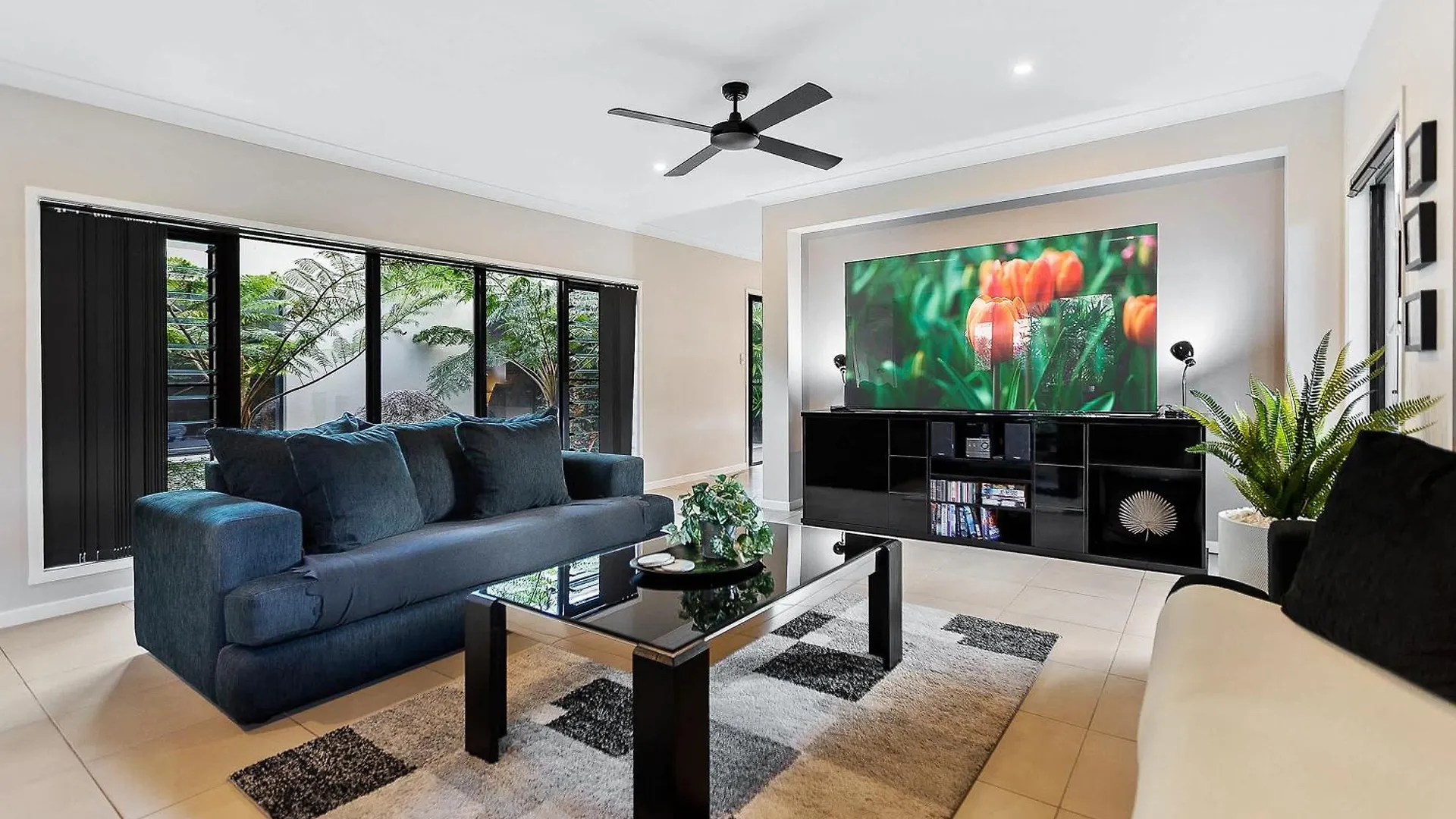Modere Villa Kewarra Beach Feriehus